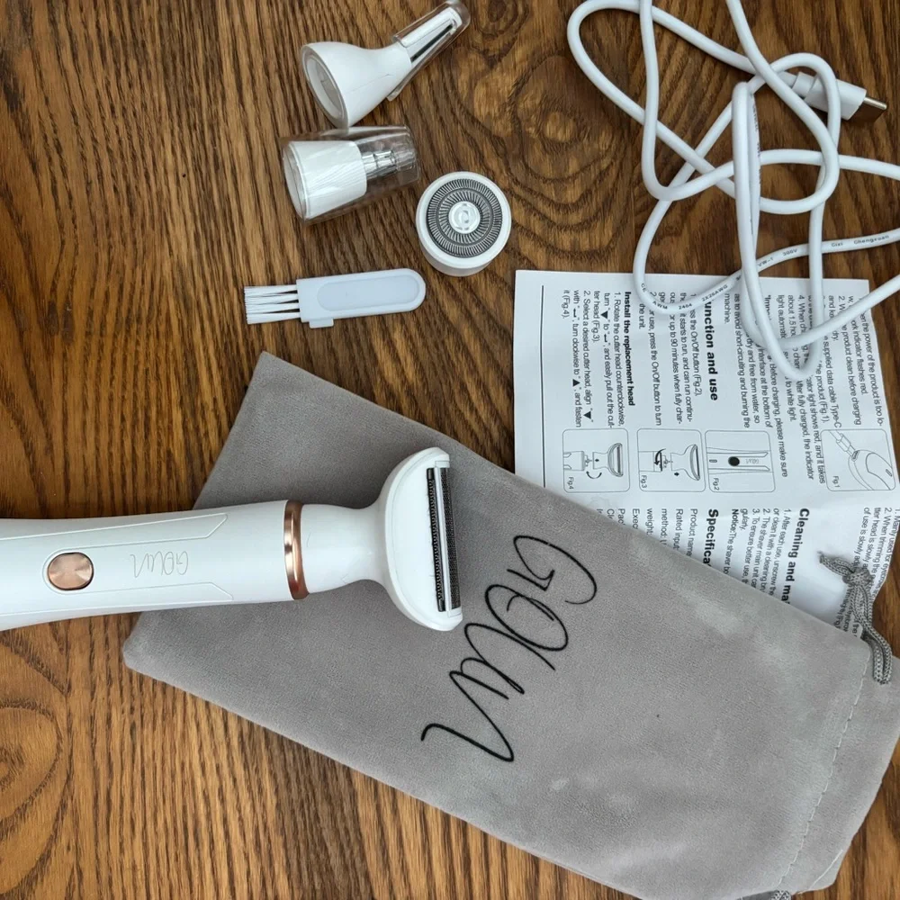 4-in-1 Precision Hair Remover Set - Face, Eyebrows, Nose & Body w/ Pouch and USB - Picture 5 of 5